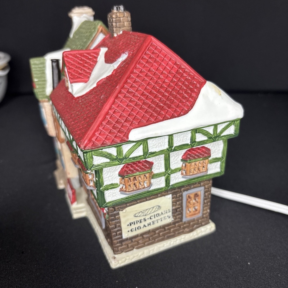1994 LEMAX Dickensvale Village Porcelain Rare Books Bobs Tobacco Lighted House - Picture 3 of 11